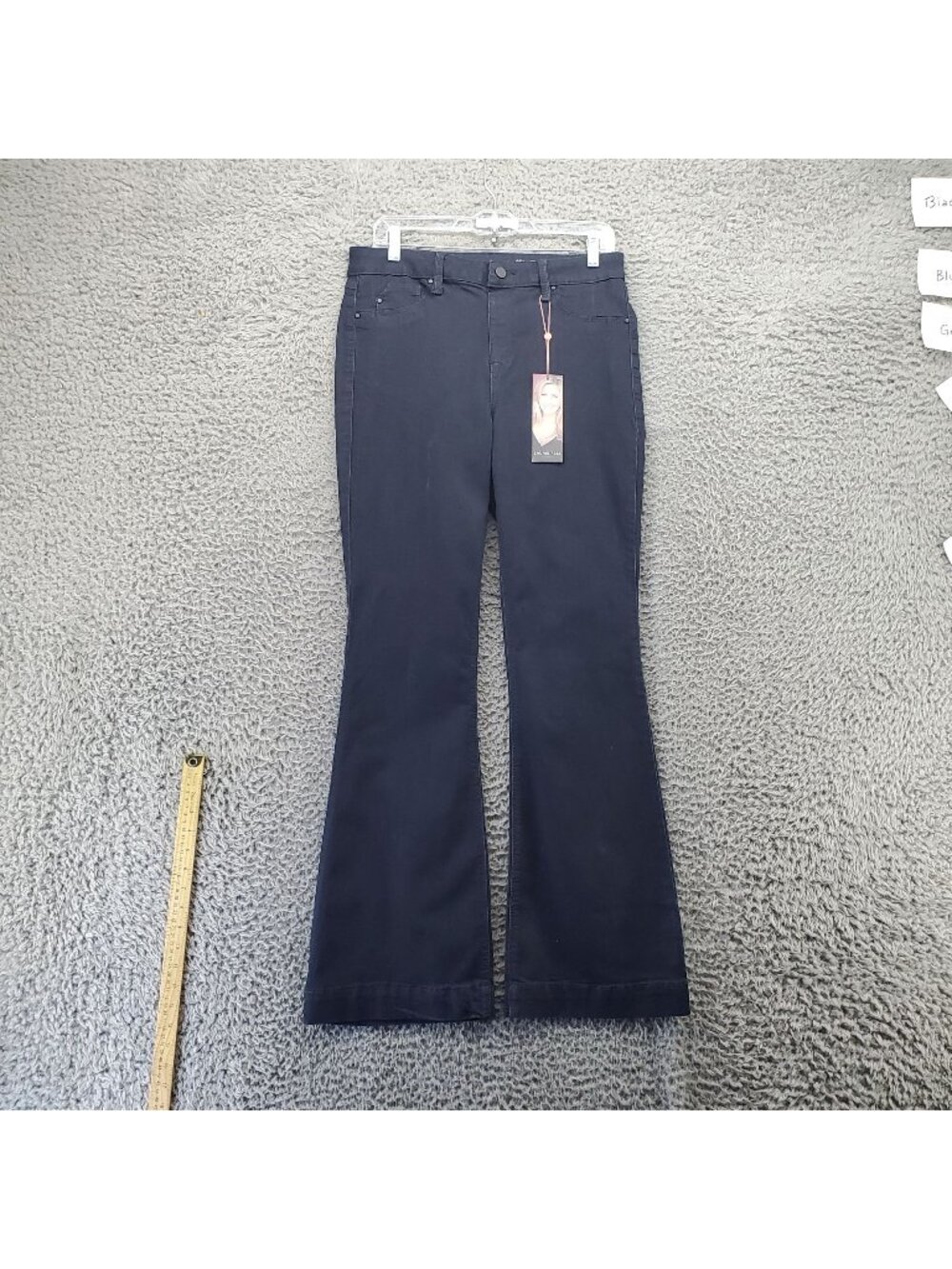 Laurie Felt Jeans Womens Medium Blue Silky Flare Vital Stretch Technology *NWT*